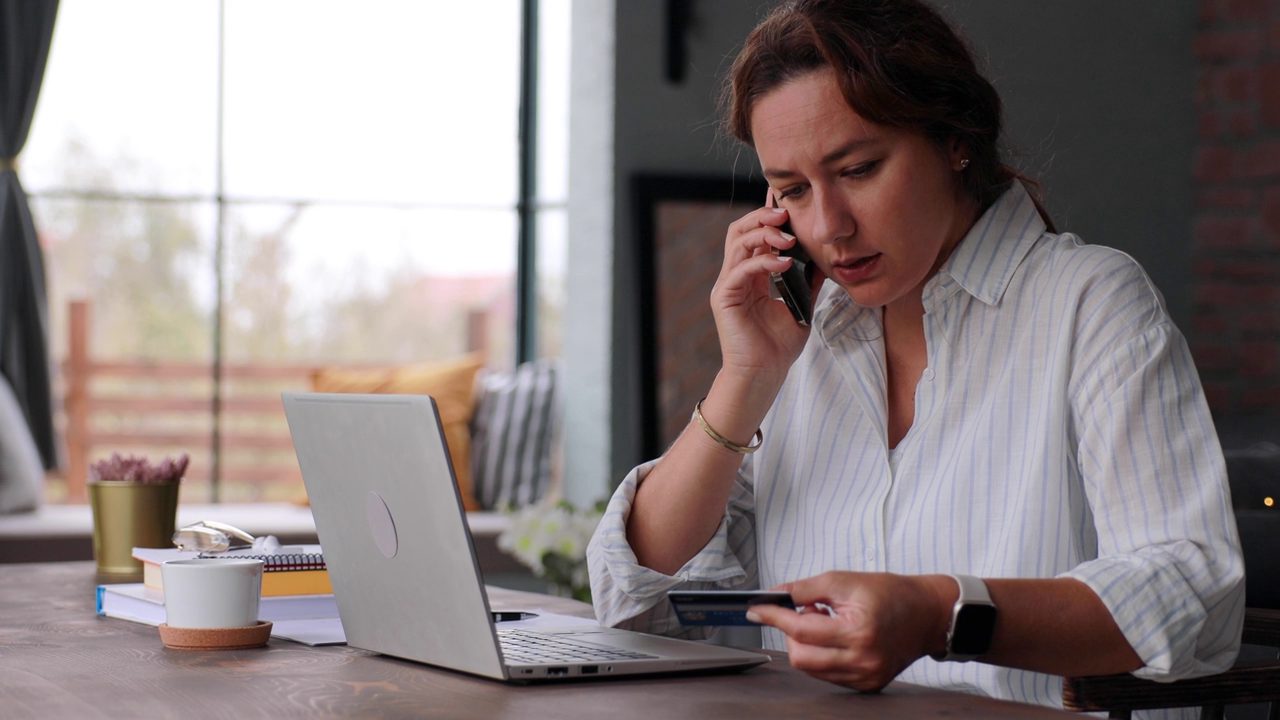 Member calling the credit union about a card concern